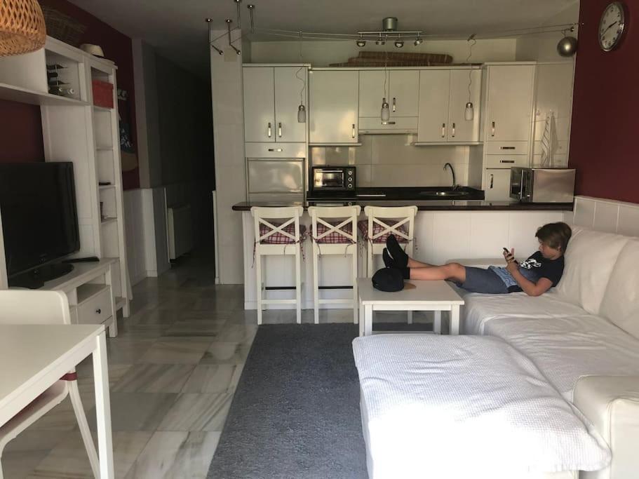 Apartamentos Rio Marinas 15 Playazo Beach Нерха Екстер'єр фото