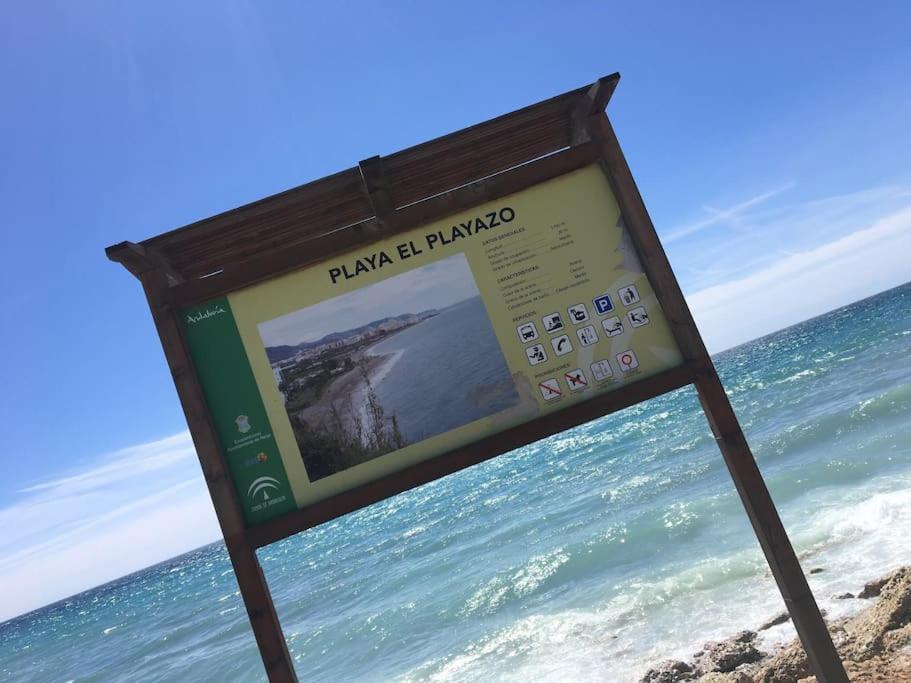Apartamentos Rio Marinas 15 Playazo Beach Нерха Екстер'єр фото