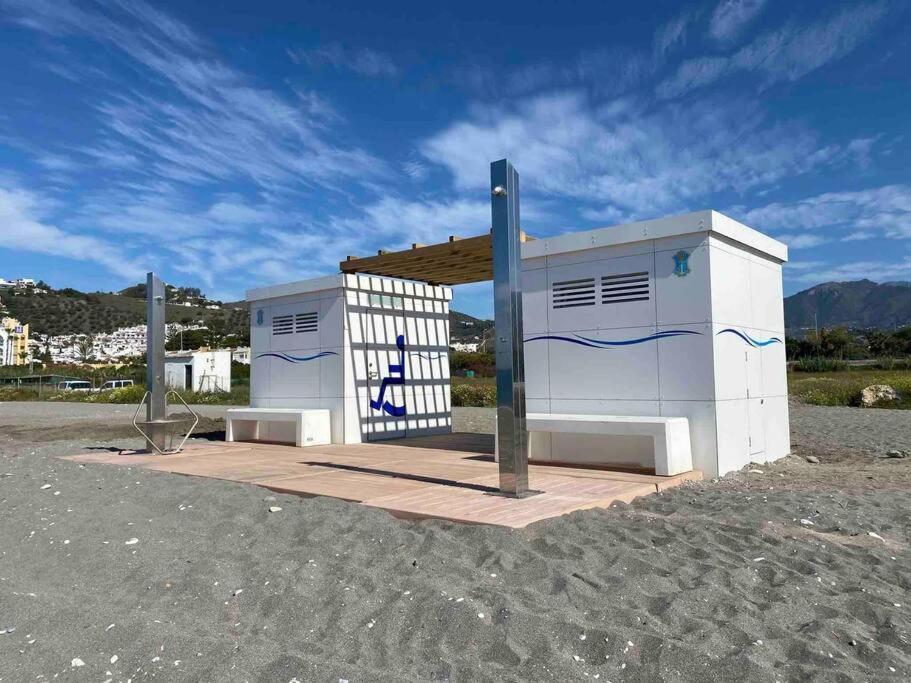 Apartamentos Rio Marinas 15 Playazo Beach Нерха Екстер'єр фото