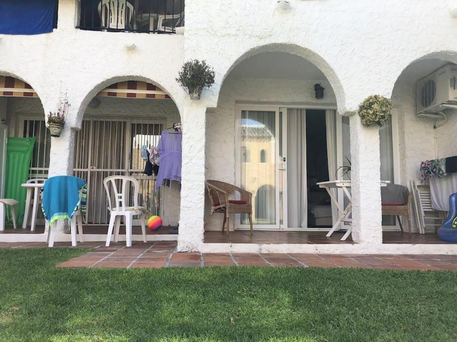 Apartamentos Rio Marinas 15 Playazo Beach Нерха Екстер'єр фото