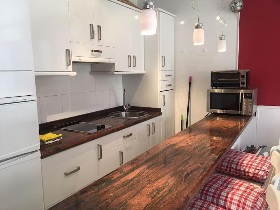 Apartamentos Rio Marinas 15 Playazo Beach Нерха Екстер'єр фото